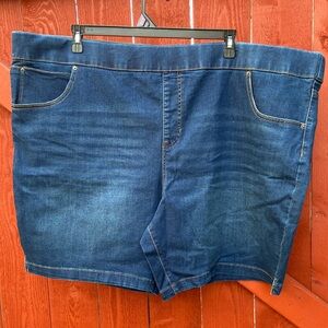 Terra &Sky Pull on Bermuda Shorts